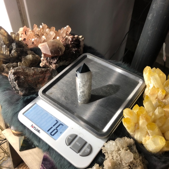 BLACK AGATE BUNBLE